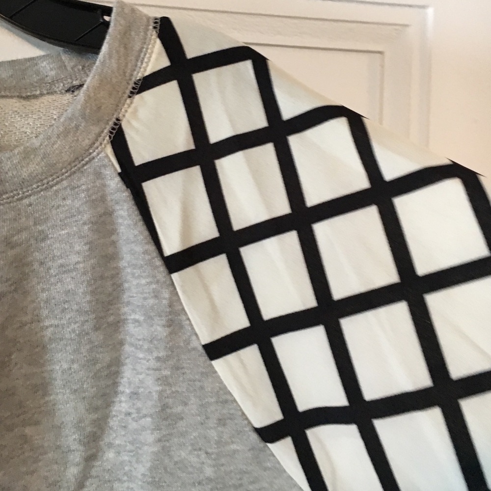 Jcrew Sweater With Patterned Sleeve - image 3